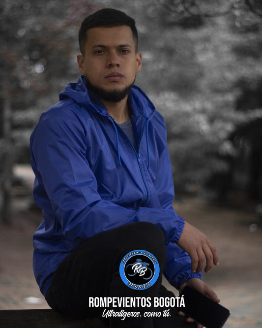 Rompeviento azul rey