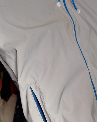 Chaqueta reflectiva con cierre azul rey