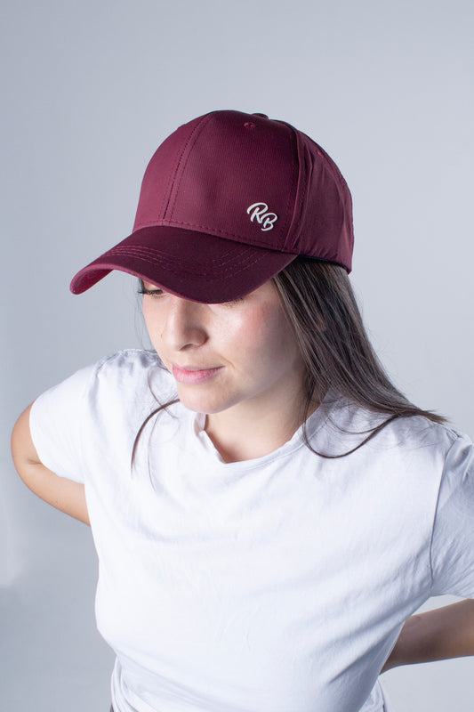 Gorra deportiva e impermeable vinotinto