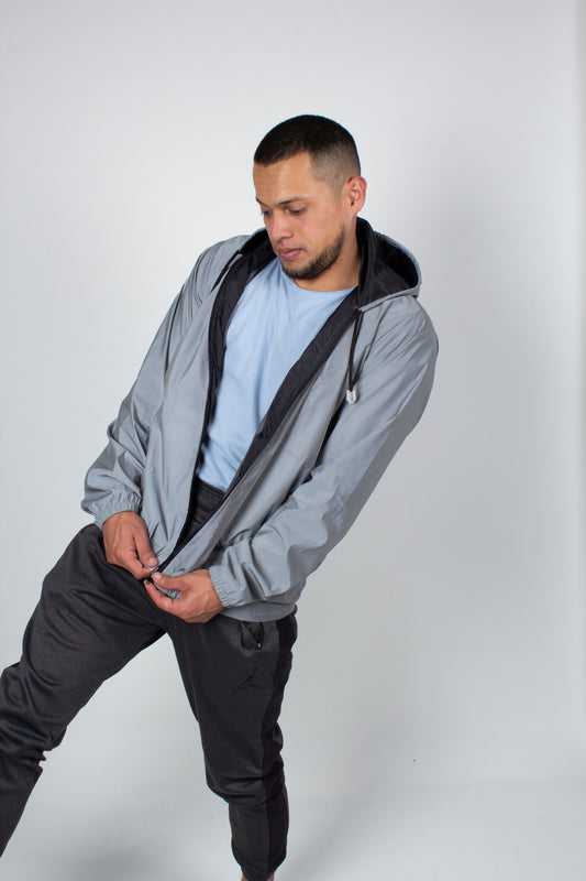 Chaqueta reflectiva con cierre negro