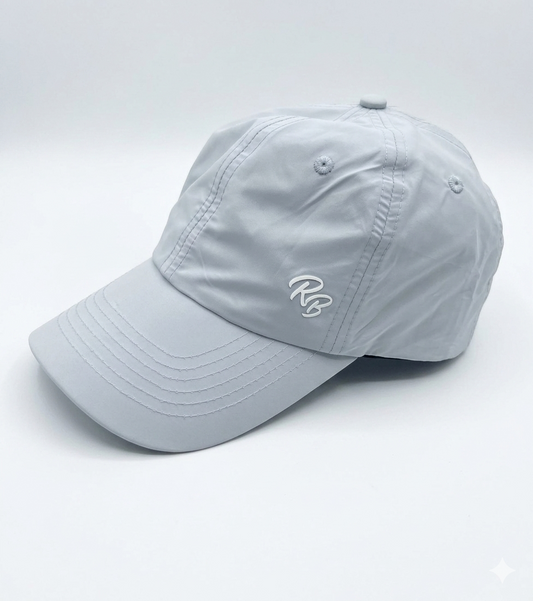 Gorra deportiva e impermeable gris perla